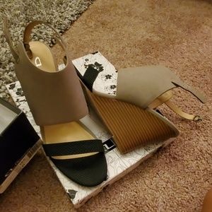 CL by laundry wedges NEW